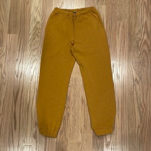 Blue Brush Brand Mustard Dressy Jogger Pant with Pockets - Size Small (like new)